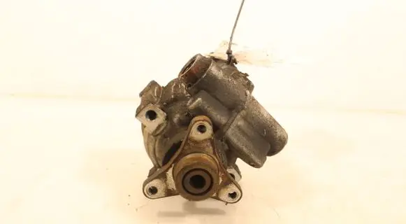Opel Vivaro Power steering pump 