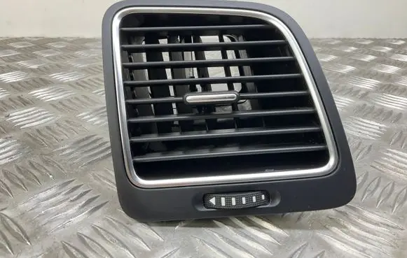 Seat Alhambra (Mk2) Dashboard side air vent grill/cover trim 7N0819704D