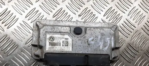 Skoda Octavia Mk2 (1Z) Engine control unit/module 03C906024AJ