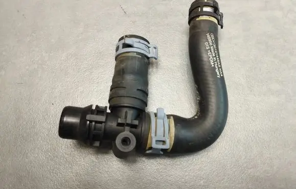 Audi A6 S6 C7 4G Engine coolant pipe/hose 4G0121445AS 145956