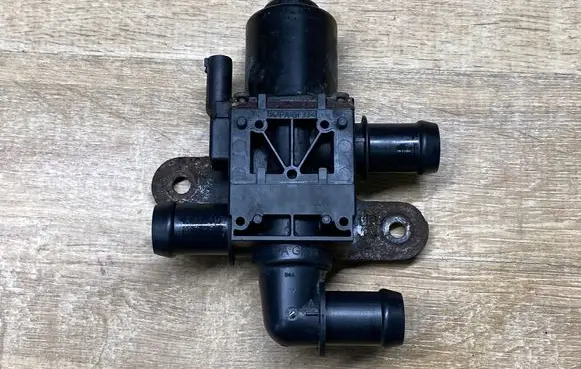 Land Rover Range Rover Sport L494 Coolant heater 1147412237 1807272307