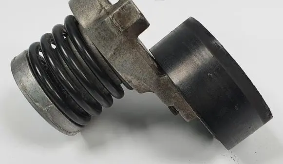 Mercedes-Benz B W246 W242 Timing belt tensioner 6563042