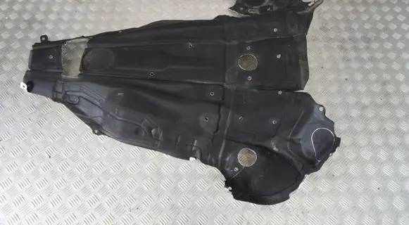 Mercedes-Benz GLC X253 C253 Engine splash shield/under tray