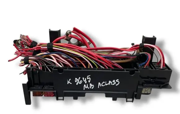 Mercedes-Benz A W168 Fuse module A1680045099