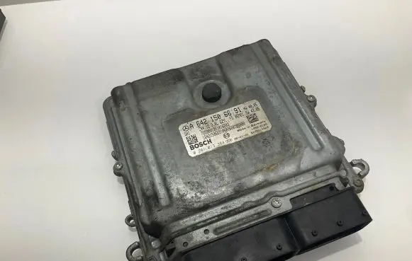 Mercedes-Benz ML W164 Engine control unit/module A6421506691 0281013384 1039S14048