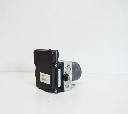 Audi A4 S4 B7 8E 8H ABS Pump 8E0614517AT