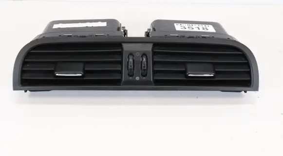 Fiat 500 Dash center air vent grill