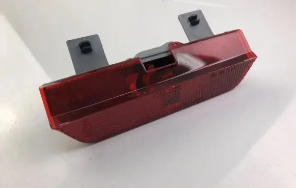 Toyota RAV 4 (XA20) Third/center stoplight 8157049015