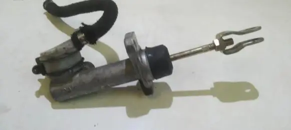 Volvo S40, V40 Clutch master cylinder 