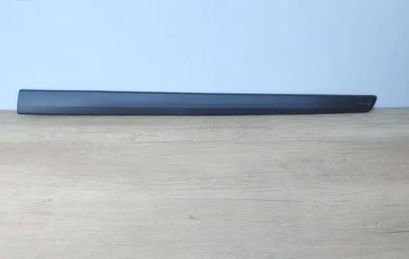 Chevrolet Matiz Front door trim (molding) 96657019