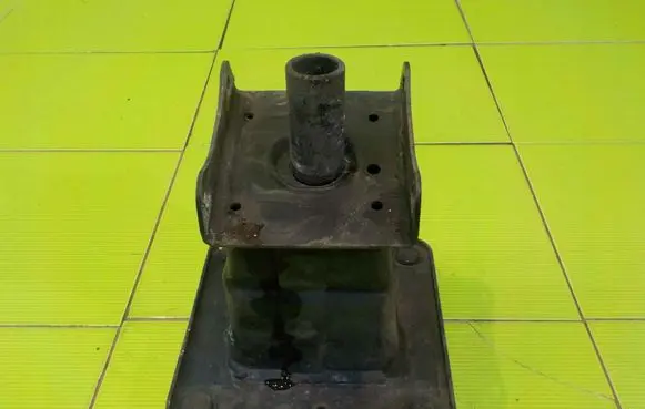 Mercedes-Benz ML W164 Front bumper shock/impact absorber 12AB44 F41ECAD715F5405384