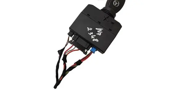 Mercedes-Benz B W245 Ignition lock 1699051500 10020599 6047128841406151