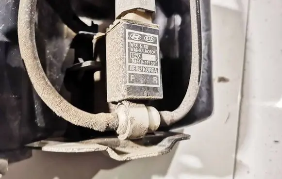 Windscreen/windshield washer pump