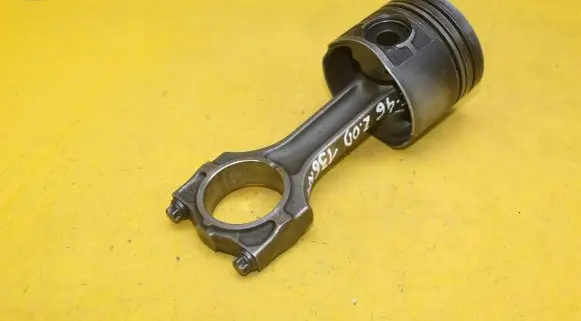 BMW 5 E60 E61 Piston with connecting rod