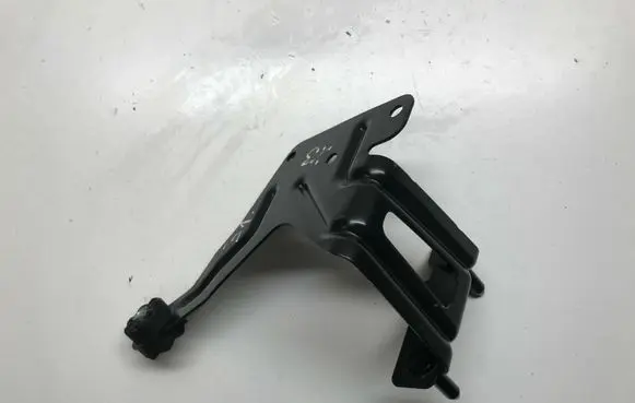 BMW X3 E83 ABS pump bracket 3332243