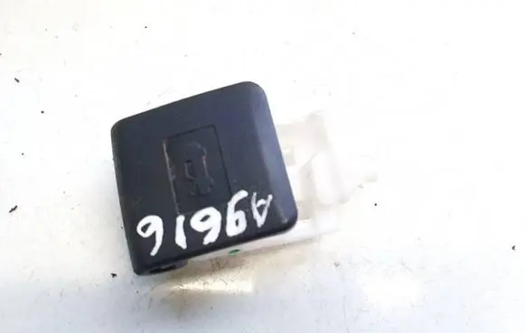 Toyota Verso Engine bonnet (hood) release handle