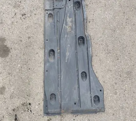 Volkswagen Golf VII Side bottom protection 5Q0825202L