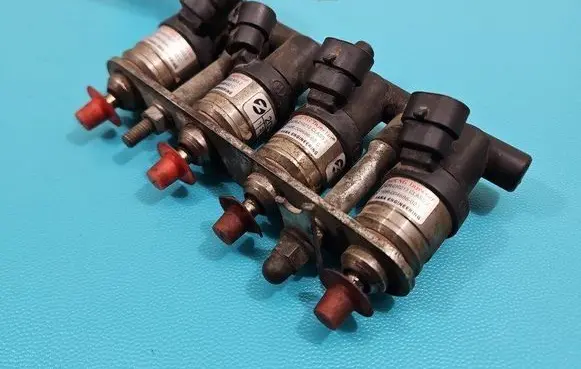 Audi A4 S4 B7 8E 8H LP gas injector HANACZERWONE IMPRK1515316