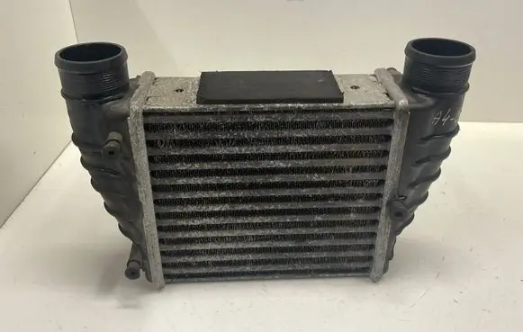 Audi A4 S4 B7 8E 8H Intercooler radiator 8E0145806M