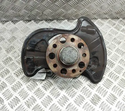 Mercedes-Benz SLK R172 Front wheel hub A2044202644 A2043320201
