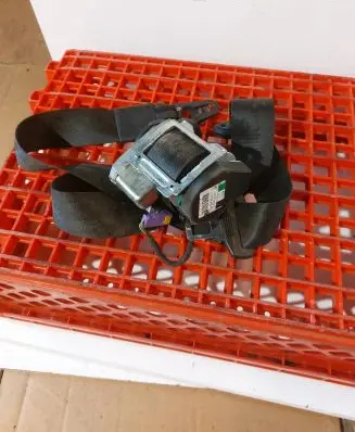 Audi A6 S6 C6 4F Front seatbelt 4F0857706 26042005 604906100A