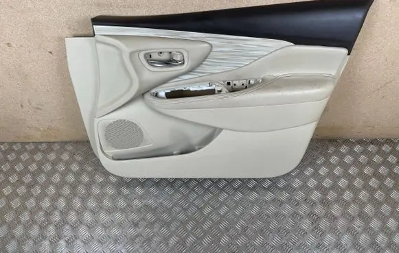 Nissan Murano Z52 Front door card panel trim 89A05AD2B