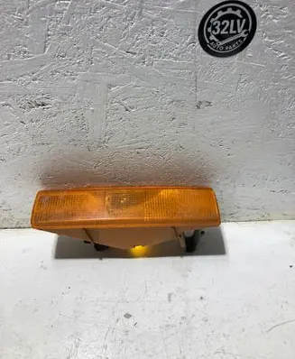 Ford Sierra Front indicator light 42645R6 42645