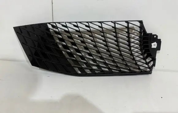 Peugeot 3008 II Front bumper mounting bracket 9847593280