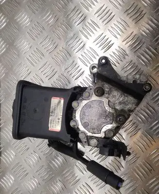 BMW 5 E39 Power steering pump 7691340172