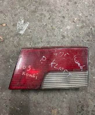 Peugeot 405 Tailgate rear/tail lights 21500