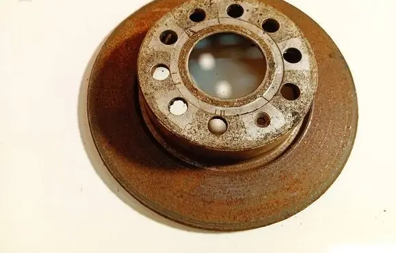 Volkswagen Golf Plus Rear brake disc NEVENTILIUOJAMAS