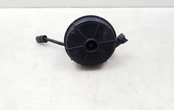 BMW 5 E60 E61 Secondary air pump 72812400