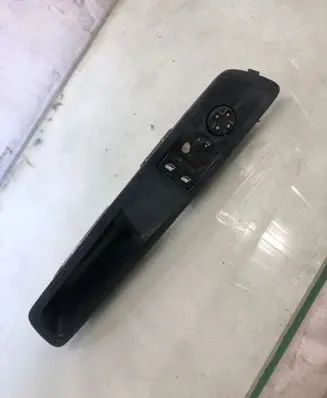 Peugeot Expert Electric window control switch 9809179477