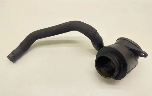 Audi A4 S4 B7 8E 8H Engine coolant pipe/hose