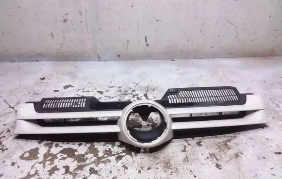 Volkswagen Golf V Front bumper upper radiator grill 1K0853651A