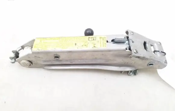 Audi A3 S3 8L Lift Jack 8L0011031A
