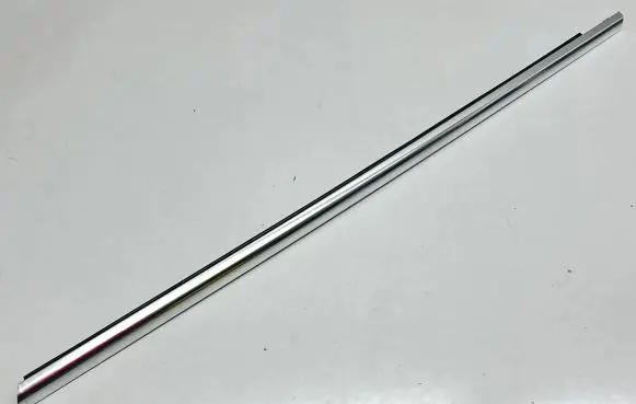 Front door glass trim molding