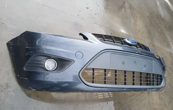 Ford Focus Front bumper 8M51-17K819-A
