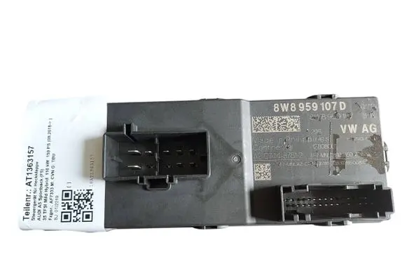 Audi A5 Tailgate/trunk control unit/module 8W8959107D