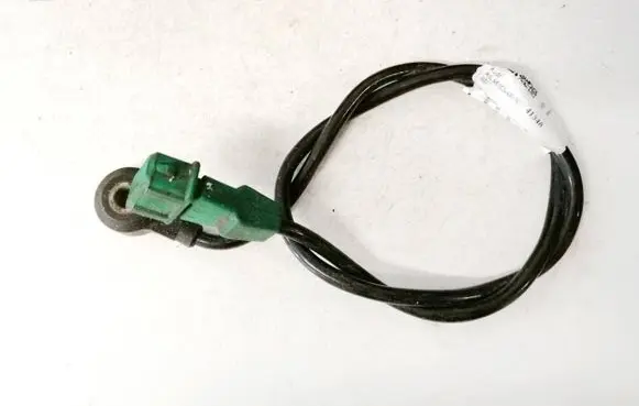 Volkswagen PASSAT B5 Detonation knock sensor 054905377h