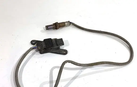 Mercedes-Benz Sprinter W907 W910 Lambda probe sensor A0009059613
