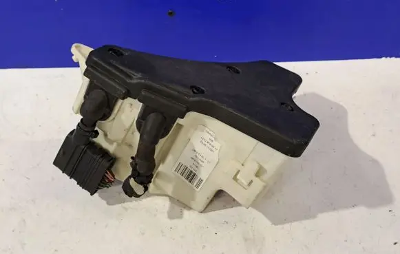 Mercedes-Benz E W212 Fuse box set A2129060017