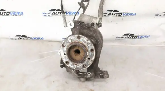 BMW 6 E63 E64 Front wheel hub 2282890 31212282890