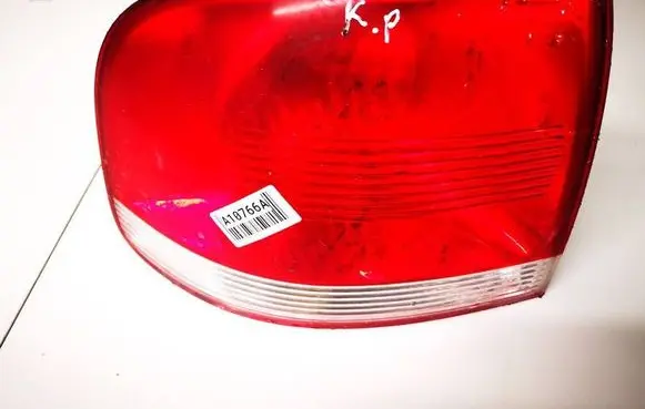 Volkswagen Touareg I Rear/tail lights 7l6945095k