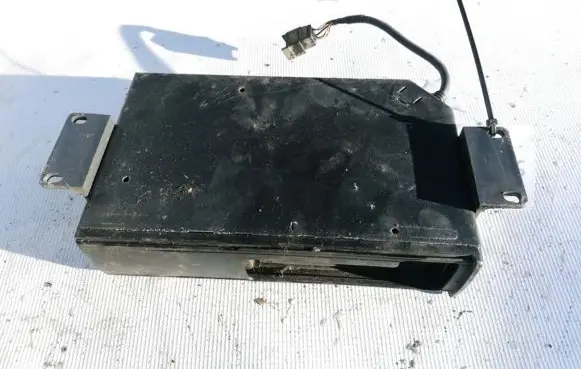 Chrysler Voyager CD/DVD changer 04760904AB 54A81816W010