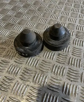 Audi A4 S4 B8 8K Rear coil spring rubber mount 