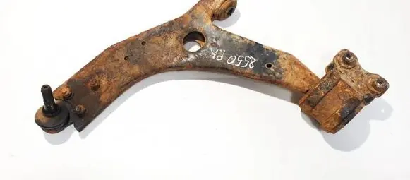 Ford Focus Front lower control arm/wishbone