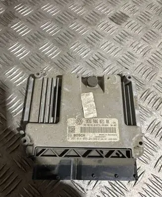 Volkswagen Golf Plus Engine control unit/module 03G906021QK