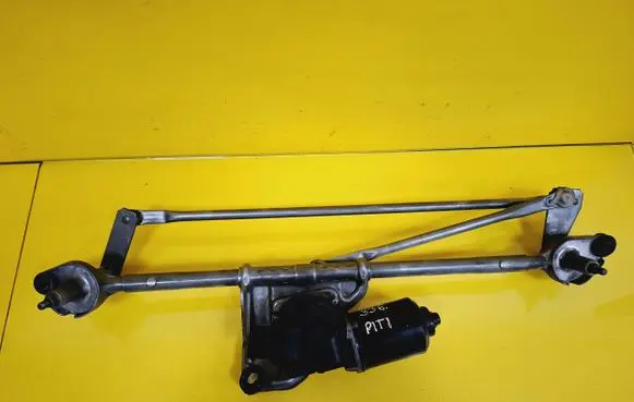 Chrysler PT Cruiser Front wiper linkage and motor 05288695AA