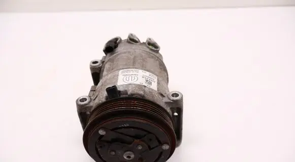 Jeep Renegade Air conditioning (A/C) compressor (pump) 51936443